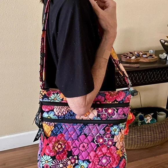 Vera Bradley Handbag Floral Design - Picture 7 of 7